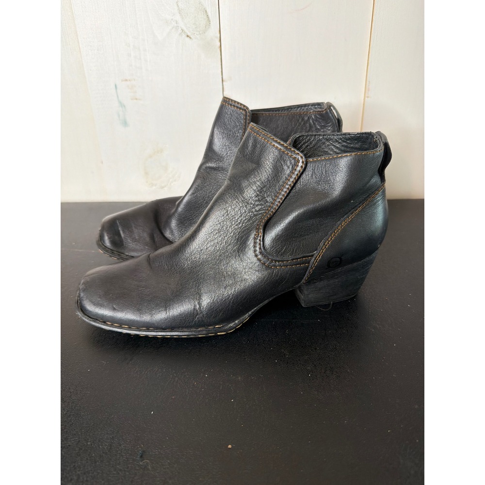 Born W31354 Black Leather Square Toe Western Ankle Boots Women's 9.5 EU 41